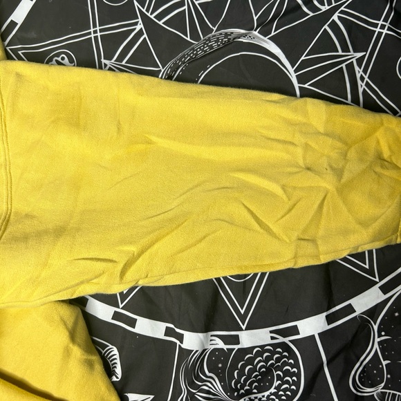 Pacsun x Playboy Sweatshirt Yellow Pullover Venice Beach Logo - Picture 5 of 6
